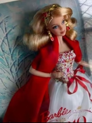Barbie happy holiday 2010 - barbie,