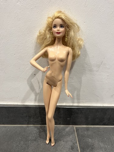 Barbie holiday 2017 - barbie,